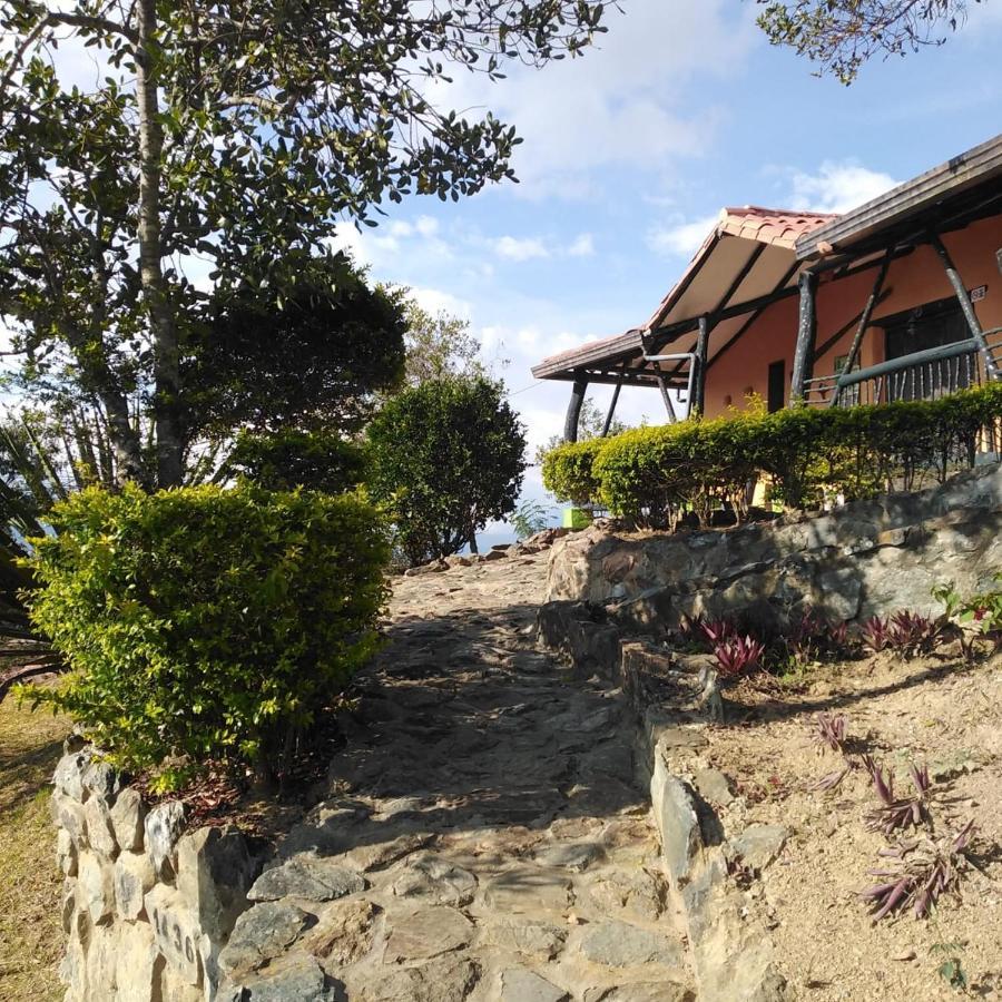 Cabanas Canon Del Chicamocha Aratoca Exterior photo