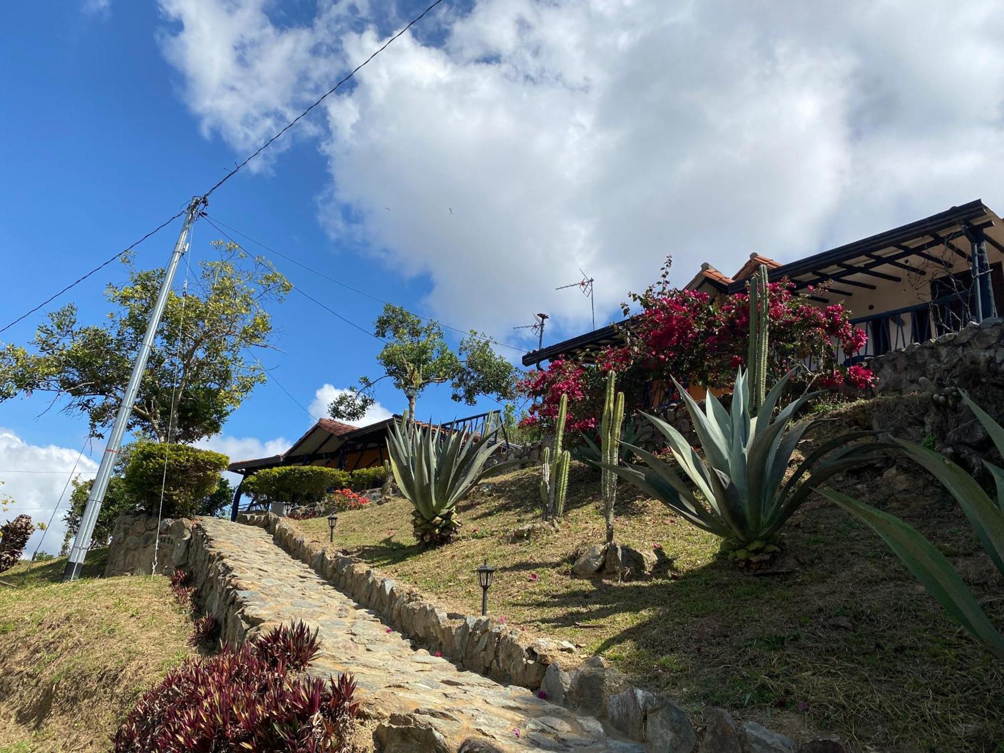 Cabanas Canon Del Chicamocha Aratoca Exterior photo